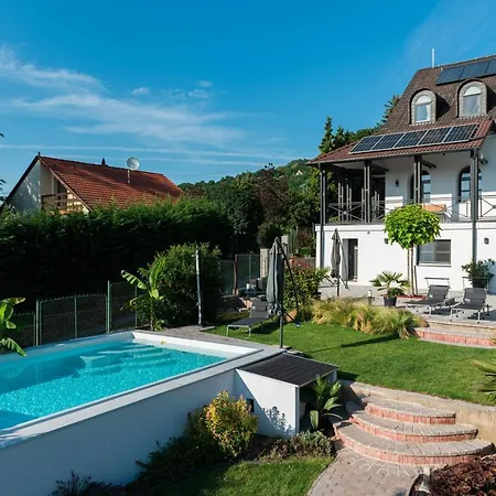 Katzer Maison d'hôtes Badacsonytördemic