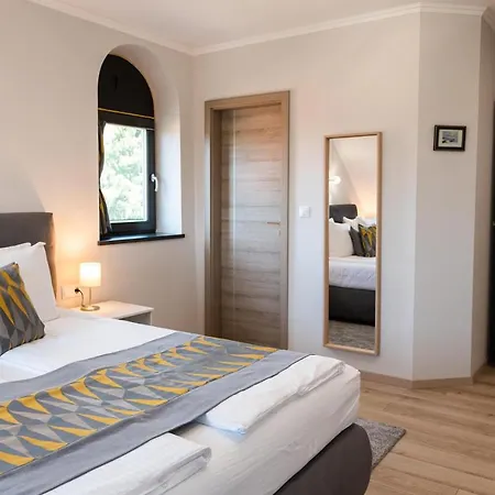 Katzer Casa de hóspedes Badacsonytördemic