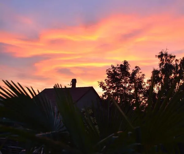 ゲストハウス Katzer