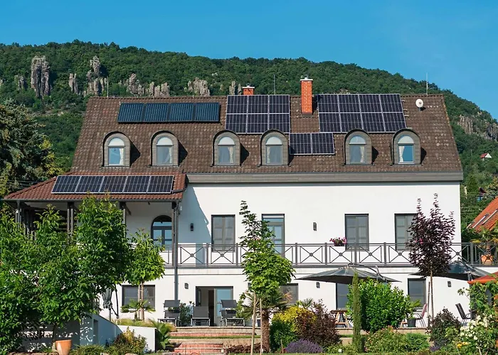 Katzer ゲストハウス 4*