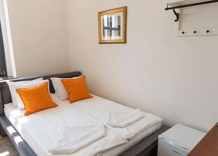 Katzer ゲストハウス Badacsonytördemic